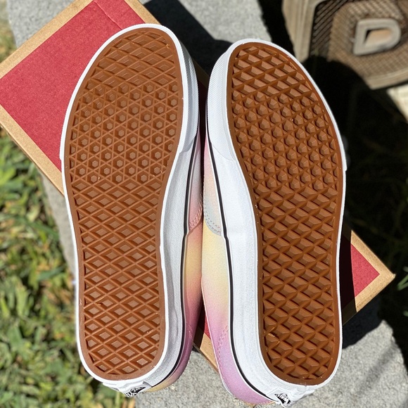 New Vans Authentic - Aura Shift Multi / True White - Picture 5 of 6